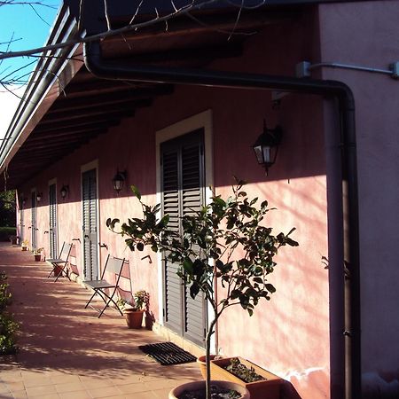 Agriturismo Il Pozzo Antico Mascali Bagian luar foto