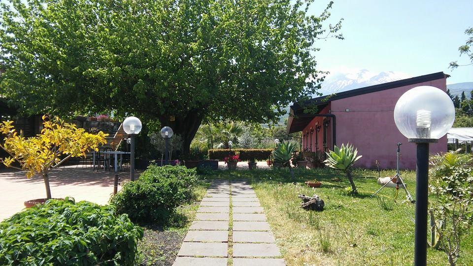 Agriturismo Il Pozzo Antico Mascali Bagian luar foto